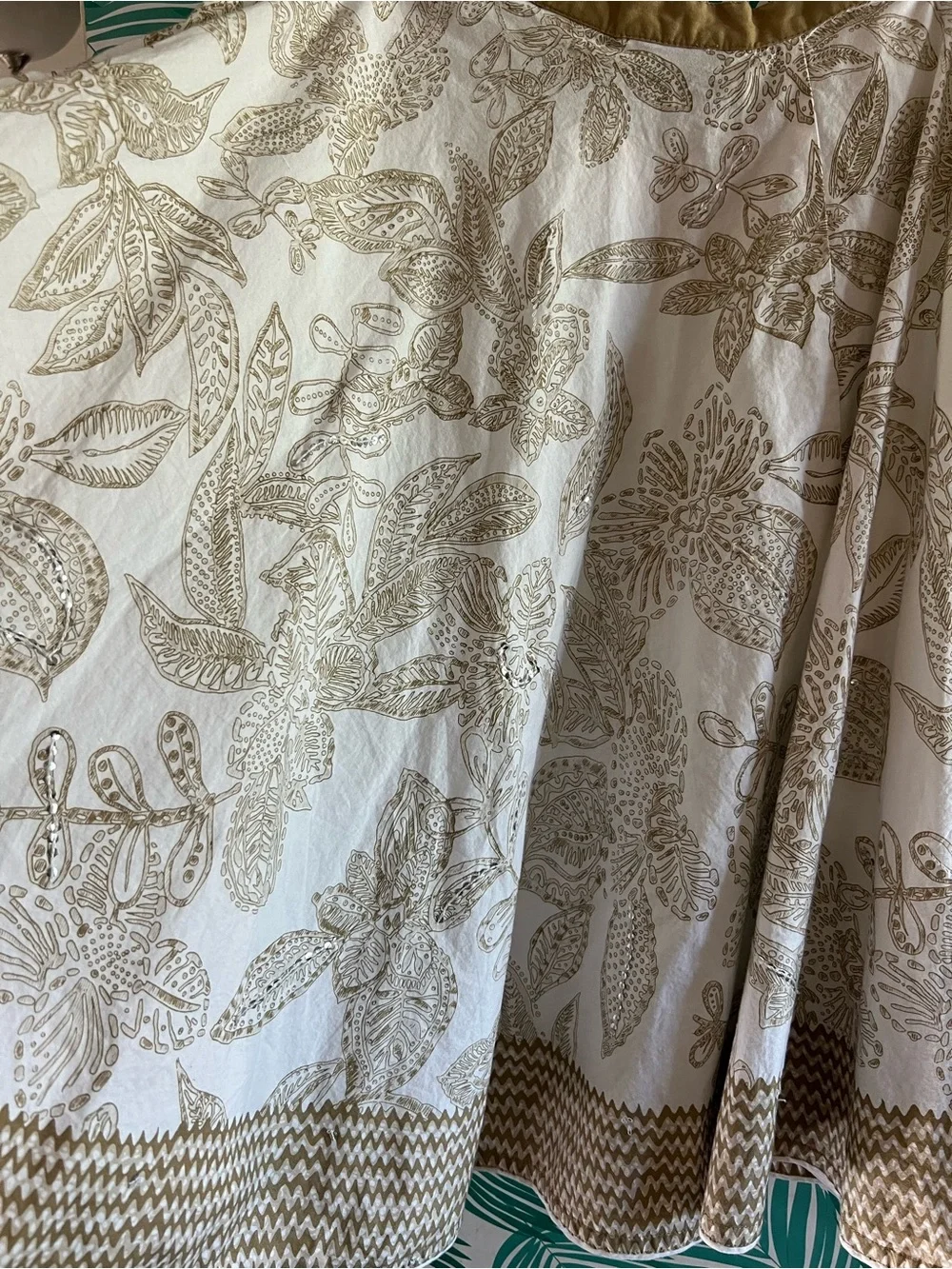 Lemon Grass Cotton midi white skirt w/ floral tan pattern and sequins. Sz 10p - Picture 7 of 8